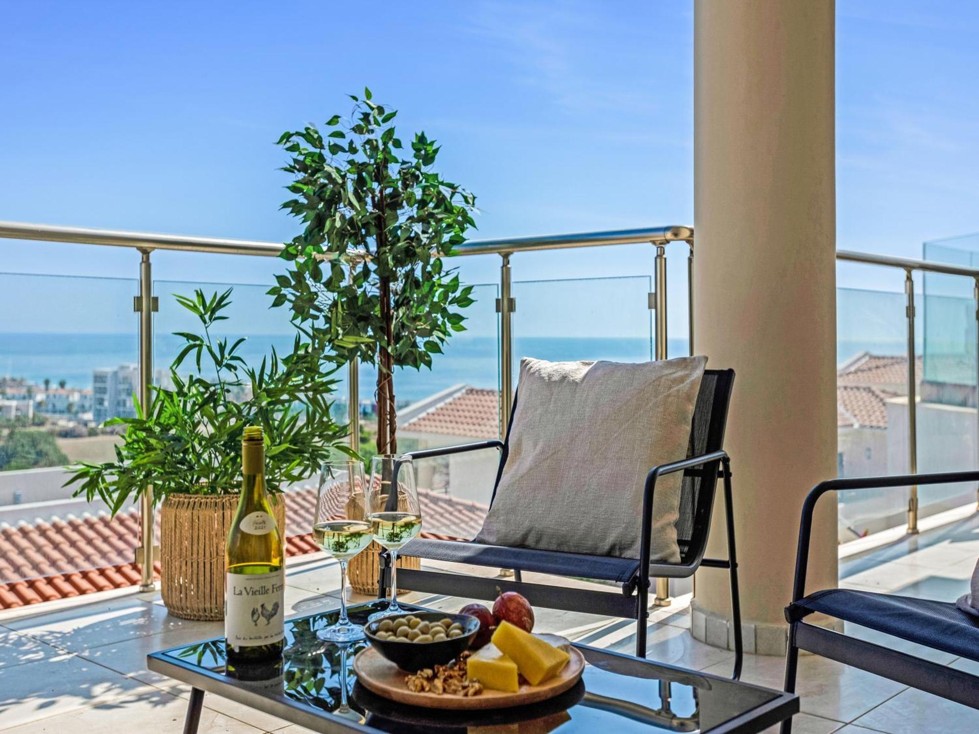Sanders Seaview Klorakas Habitación foto